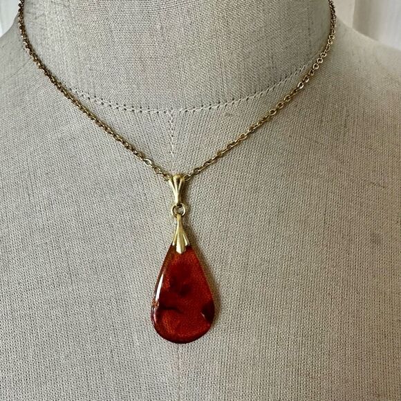 Vintage Genuine Amber Teardrop Pendant Necklace - Picture 2 of 10